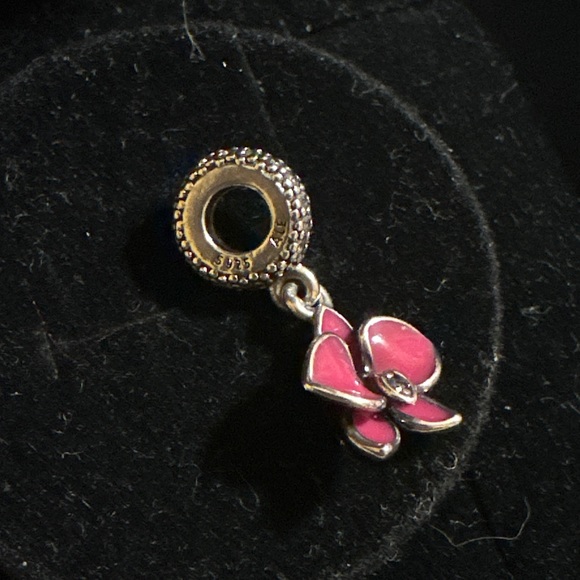 Authentic Pandora Purple Radiant Orchid crystal charm in sterling silver 🌺 - Picture 4 of 4